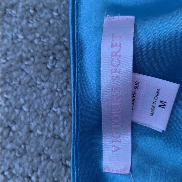 (SOLD DONT BUY) Victoria’s Secret slip dress - Picture 3 of 4